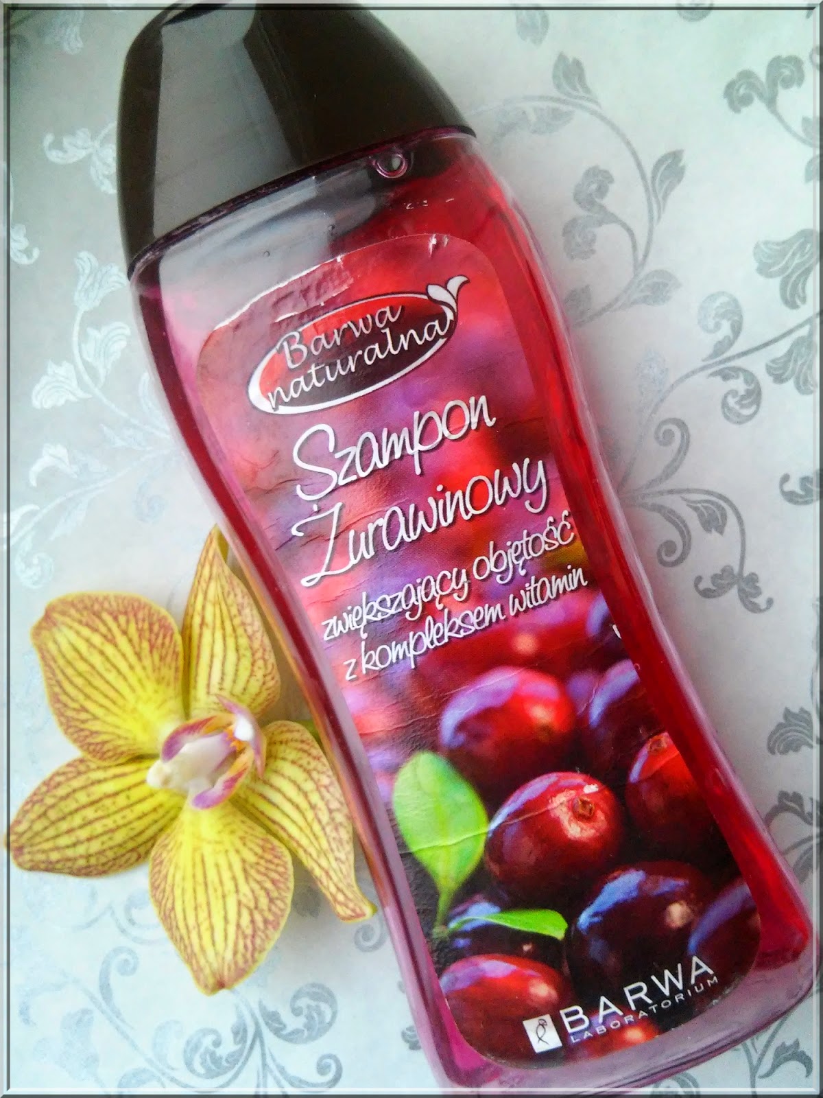 barwa naturalna szampon żurawinowy z kompleksem witamin