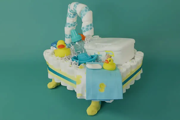 baby shower cake pampers